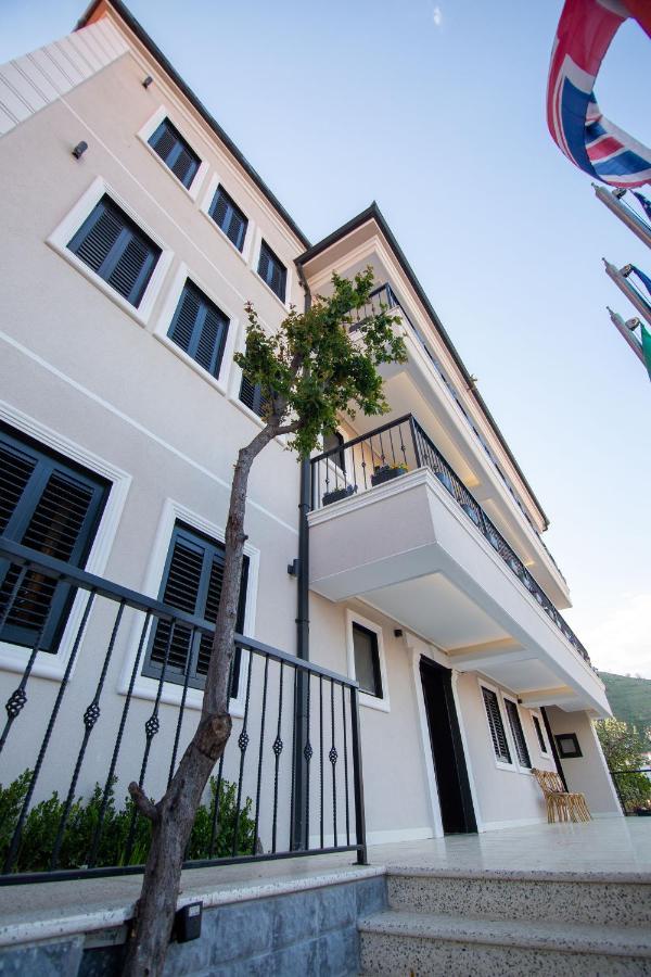 Boutique Hotel Kooperativa Pogradec Extérieur photo