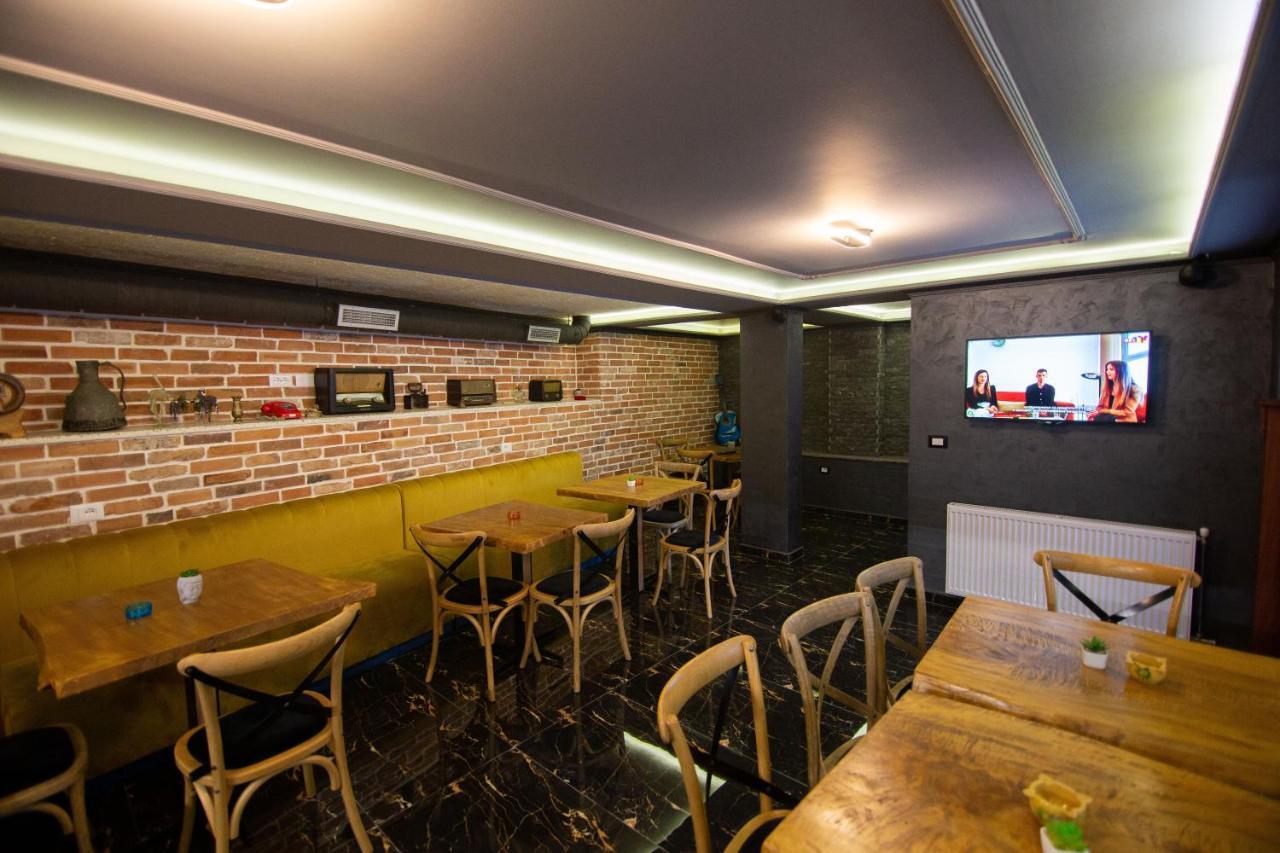Boutique Hotel Kooperativa Pogradec Extérieur photo